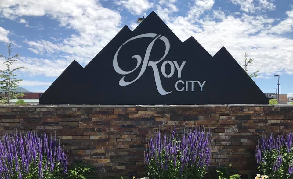 photo of welcome sign in Roy City, Utah
