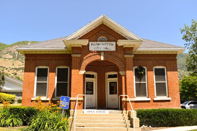 photo of Farmington Utah City Hall