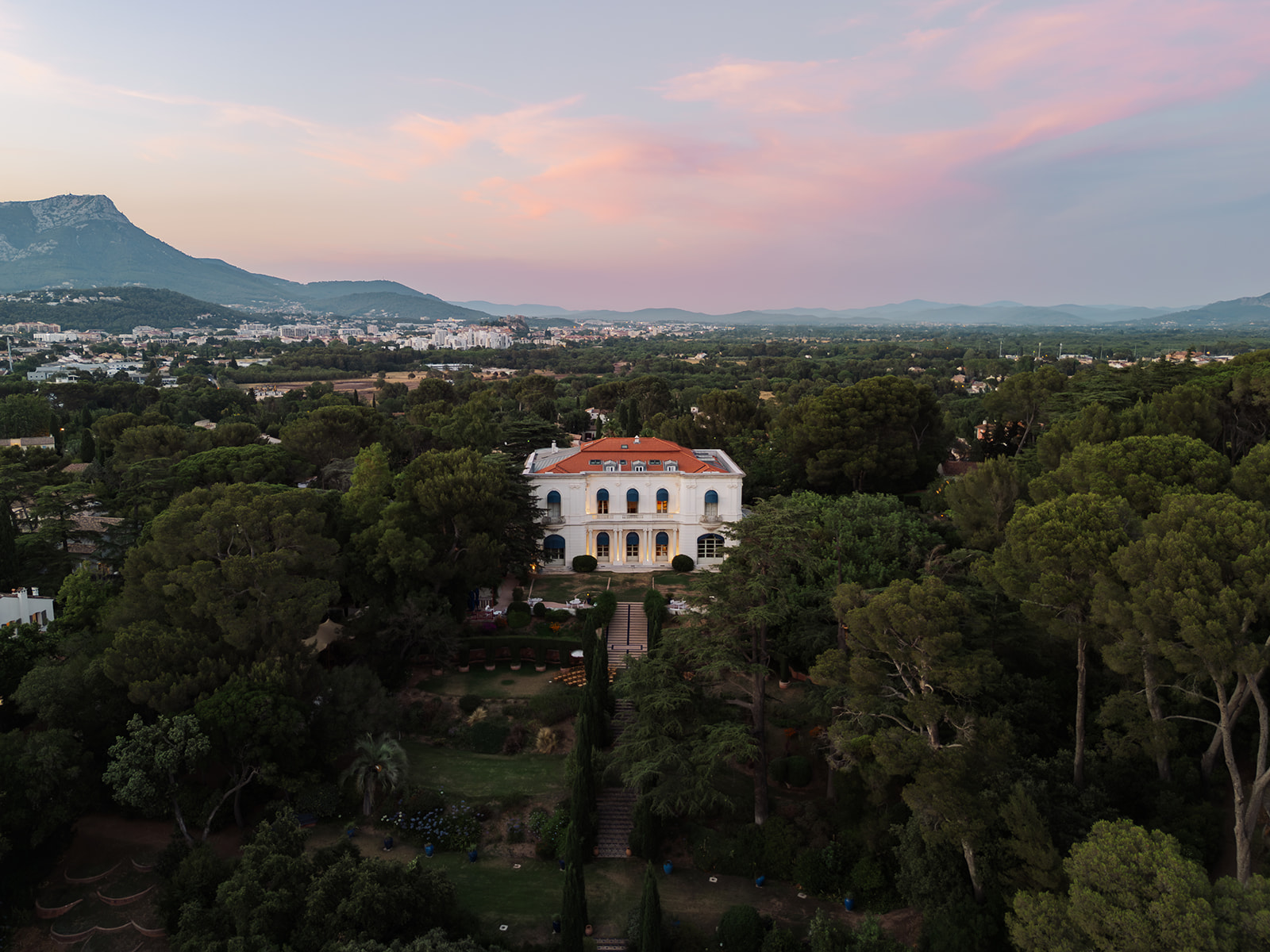 La mi-saison en Provence : pourquoi Septembre et Octobre sont les mois idéaux pour se marier ?