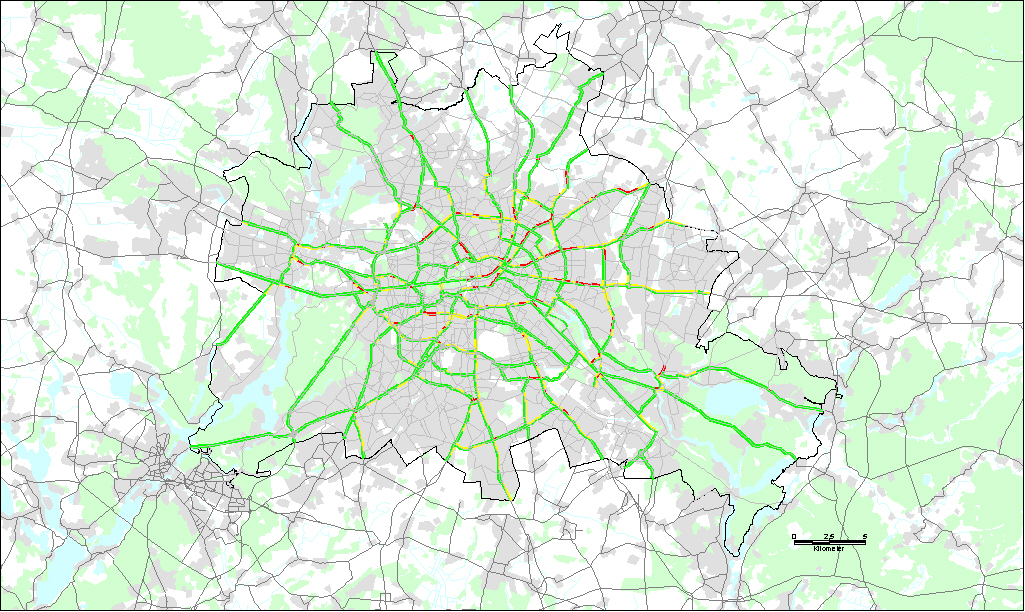 Eine Karte, die die Verkehrslage von Berlin (in rot,gelb und grün) unterteil anzeigt