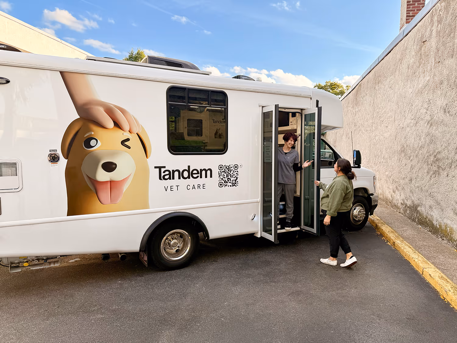 Tandem mobile clinic