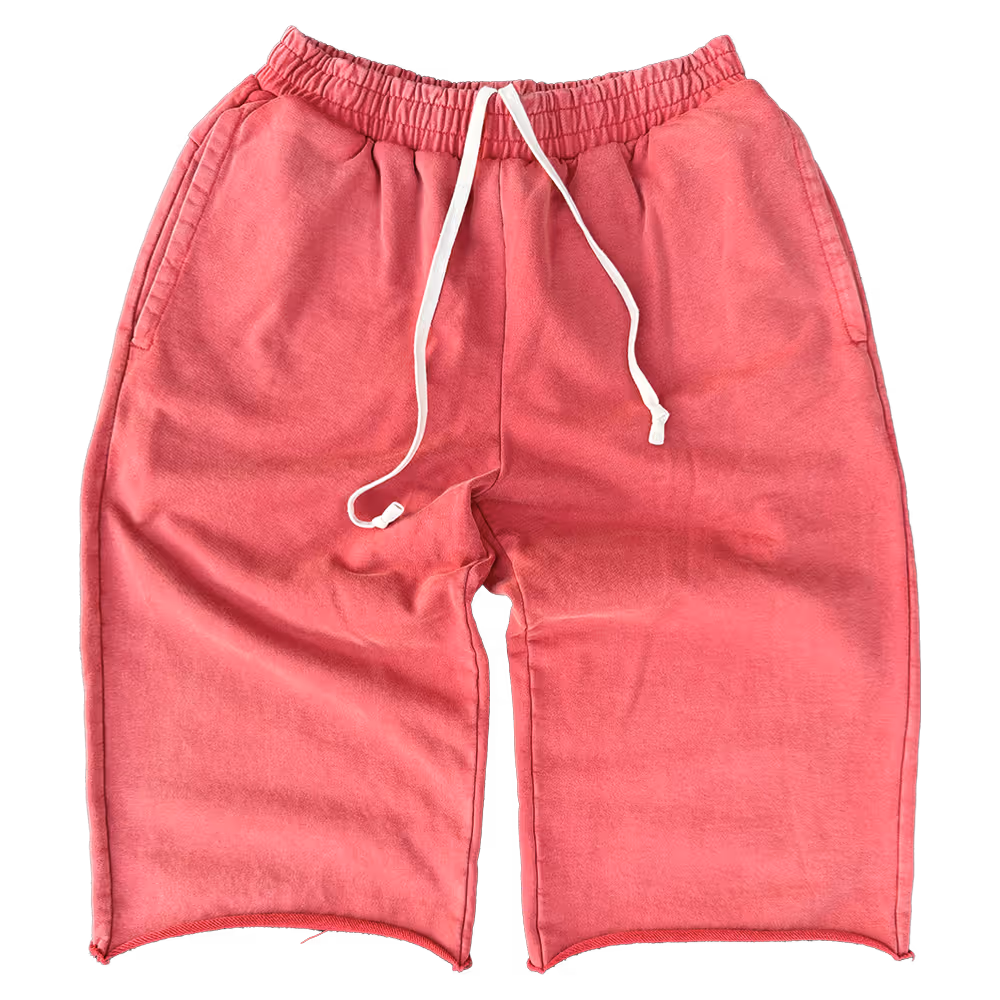 Rich, deep, and saturated. The Cherry Heirloom Sweatshorts bring heat with a vintage mineral wash over heavyweight cotton. The relaxed, below-the-knee cut and extra-long drawstrings make them stand out without trying too hard.