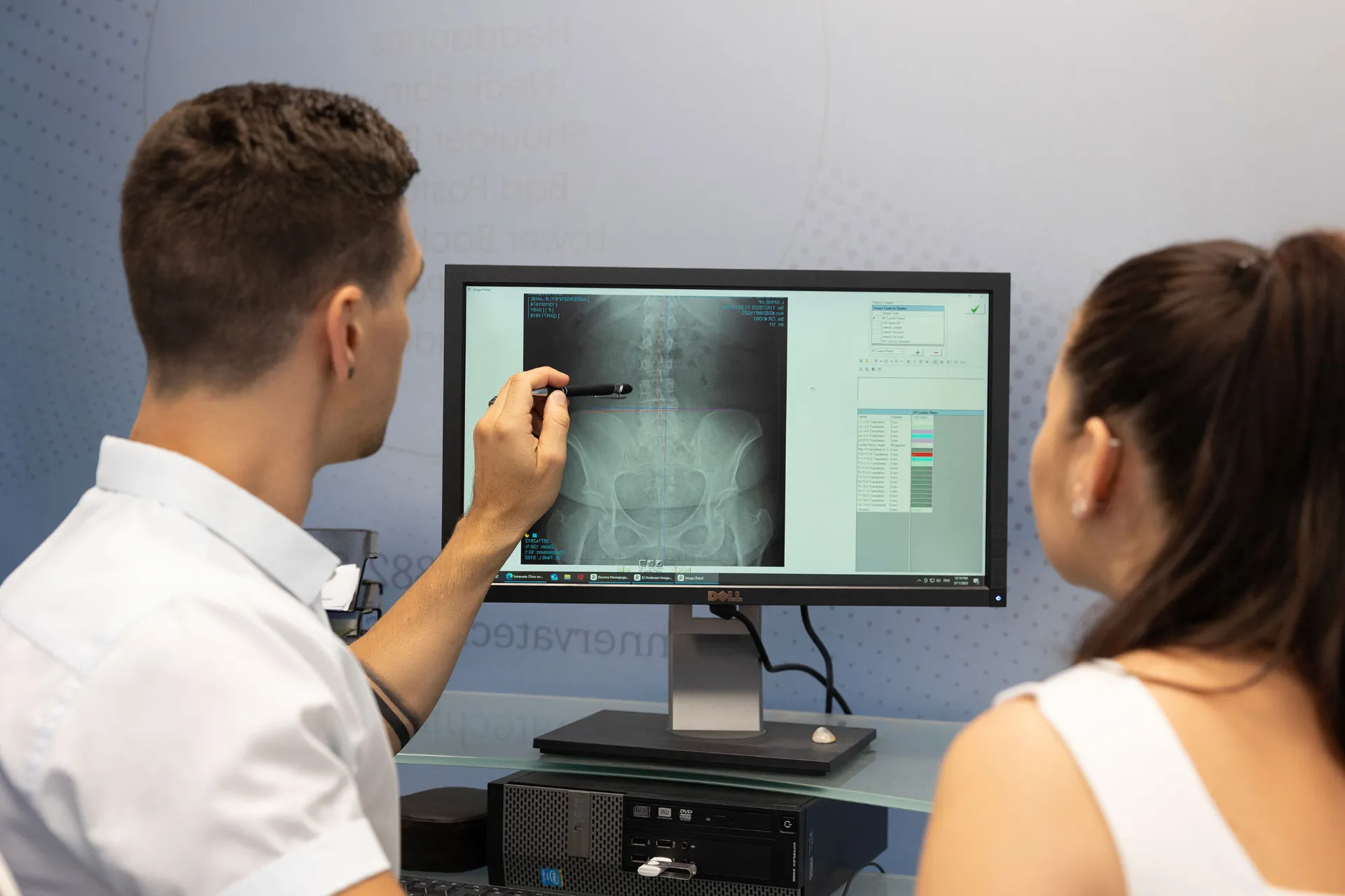 Dr. Matt explaining X-ray findings