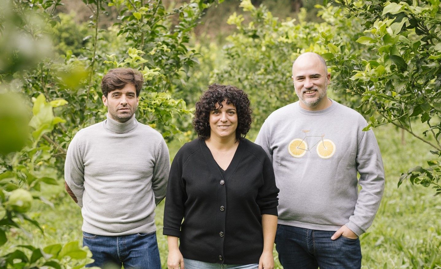  Limoncelu cántabro, mermelada de limón, caviar de limón. La aventura de Lidia, Emilio y Guillermo en Novales (Cantabria)