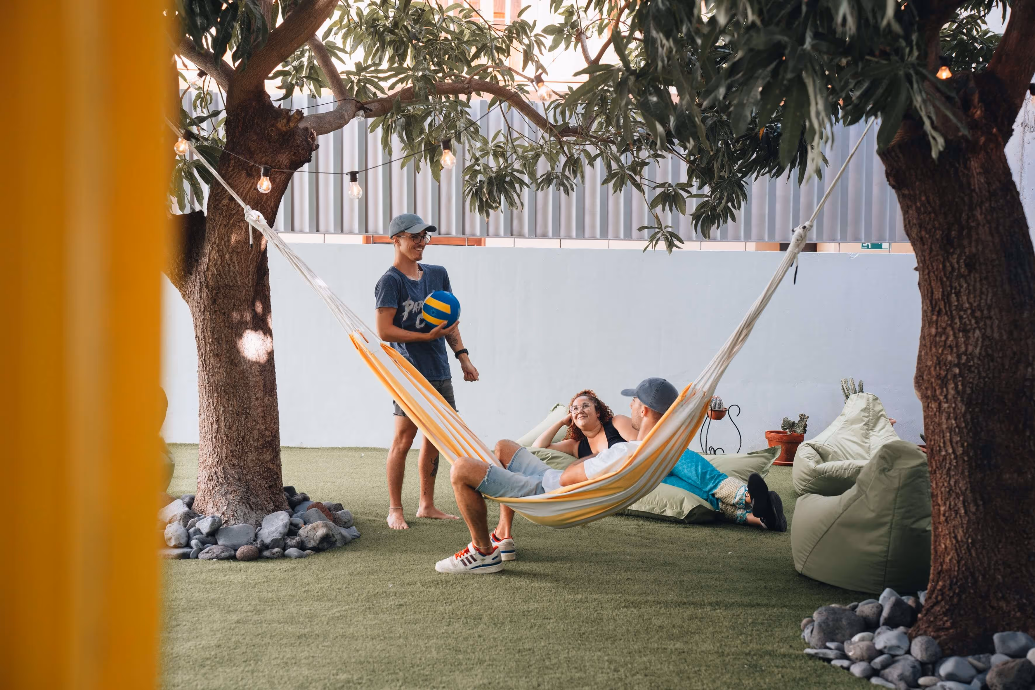 Relaxing afterwork under the mango tree at Cactus La Gomera