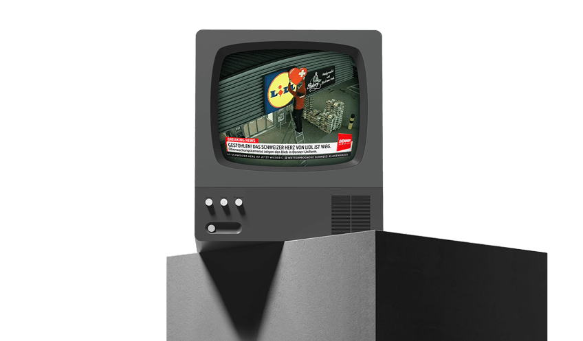 Ein Fernseher zeigt einen Mann 