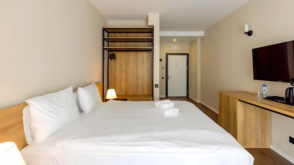 Batumi w Hotelu 4⭐ ze Śniadaniami! 🇬🇪