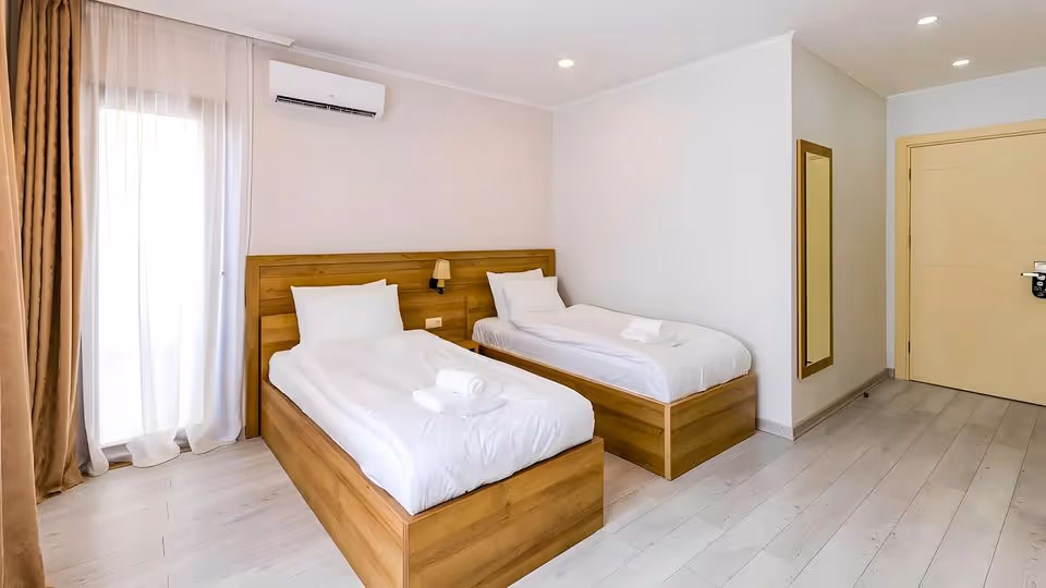 Batumi w Hotelu 4⭐ ze Śniadaniami! 🇬🇪