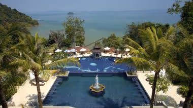 Październik 2025: Phuket ze Śniadaniami! 🇹🇭