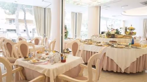 Rimini ze Śniadaniami we Wrześniu! 🇮🇹