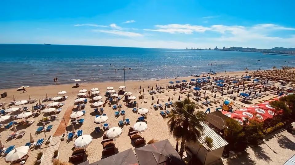 Grudzień 2025: Albania z Wyżywieniem! 🇦🇱