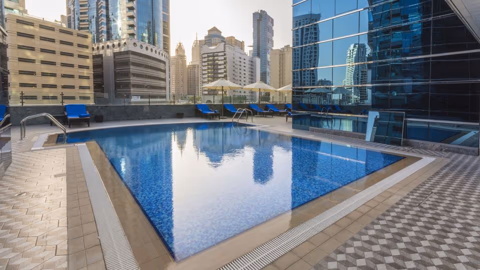 Dubaj w Świetnej Cenie! 🇦🇪