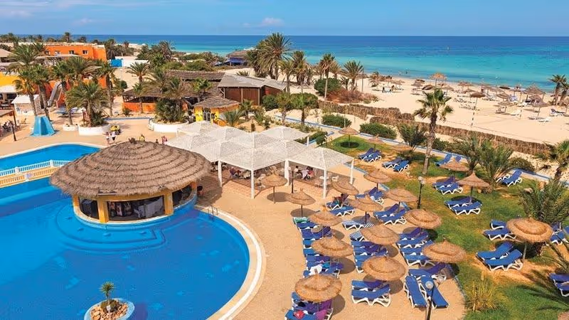 Słoneczna Djerba: All Inclusive z Warszawy 🇹🇳