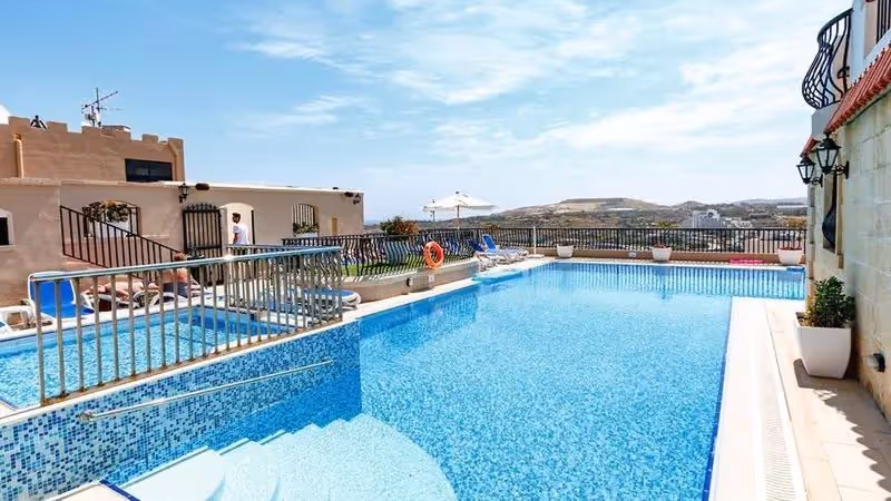 Słoneczna Malta: All Inclusive w St. Paul's Bay 🇲🇹