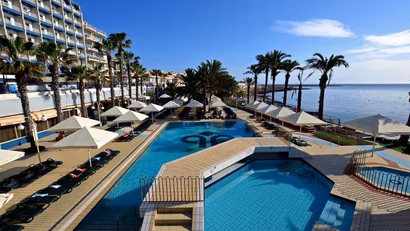 Zimowa Malta: Qawra Palace w Bugibba 🇲🇹