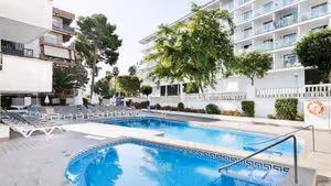 Relaks w Salou z Wyżywieniem! 🇪🇸