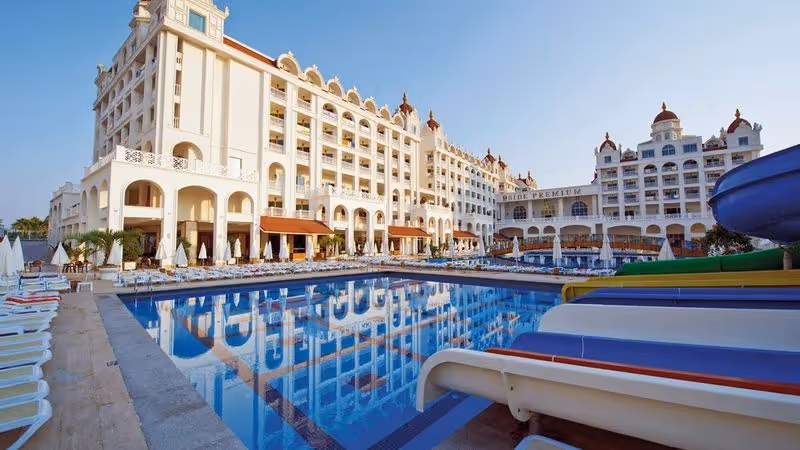 Side: Premium All Inclusive z Warszawy 🇹🇷 