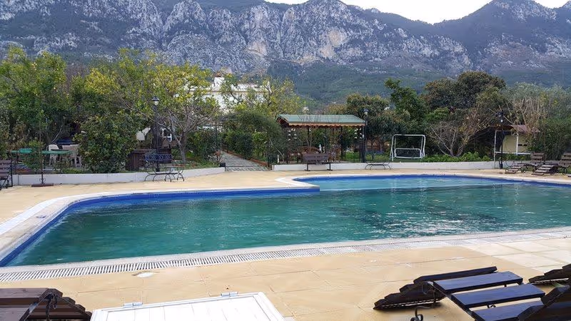 Cypr Północny: Kameralny Wypoczynek w Lapta 🇨🇾