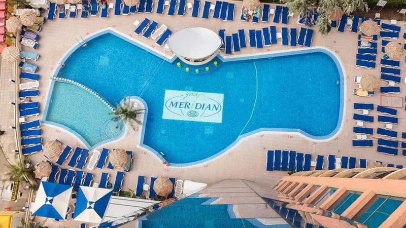 Słoneczny Brzeg: Odpoczynek w Hotelu Meridian 🌞