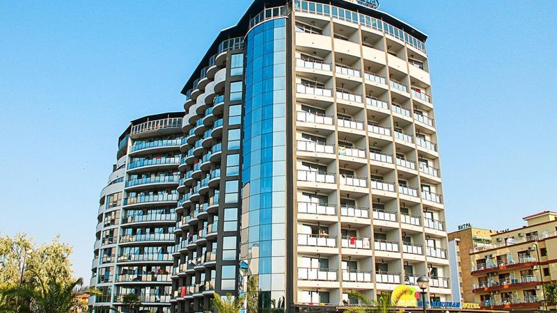 🇧🇬 Majówka po Bułgarsku: Słoneczny Brzeg Czeka!