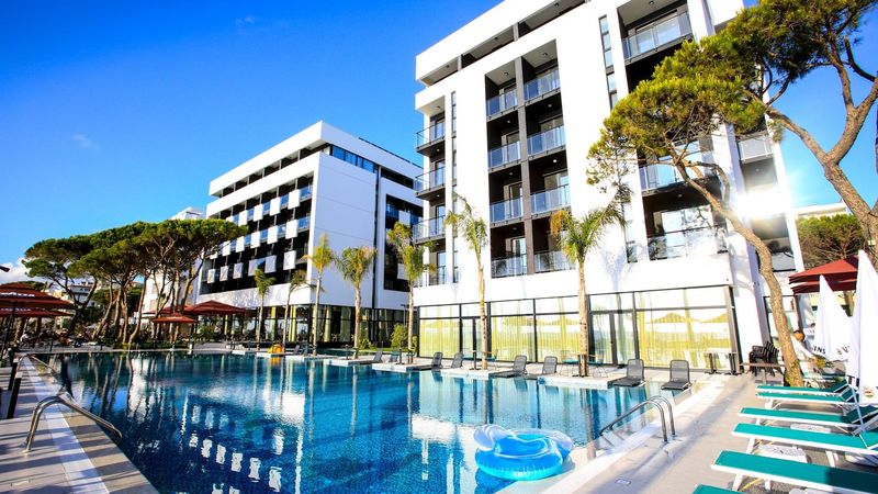 Golem w Albanii: Royal G Max ⭐⭐⭐⭐⭐ na Tydzień 🇦🇱