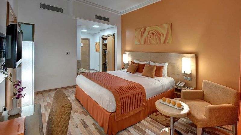 Dubaj w Czerwcu: Al Khoory Executive, Wylot z Krakowa 🇦🇪