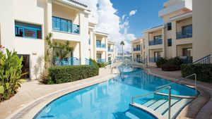 Cypryjskie Słońce: Hotel Kissos w Paphos 🇨🇾