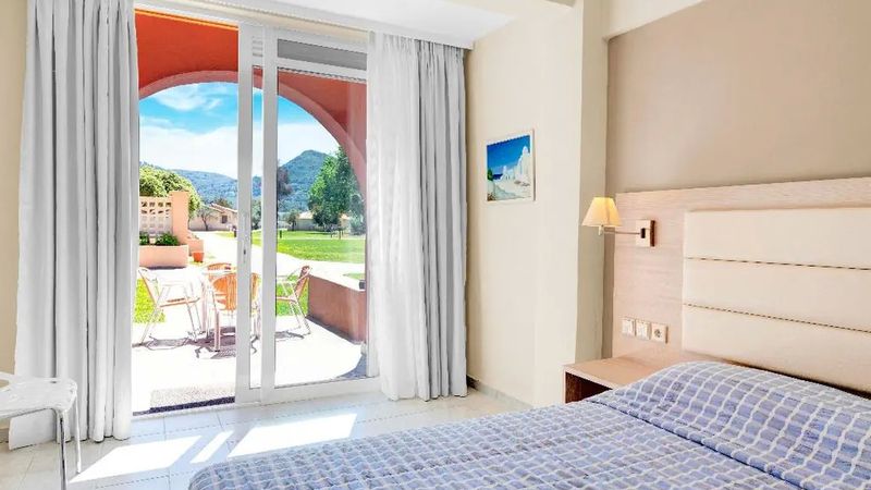 8 Dni w Grecji: All Inclusive w Moraitika 🇬🇷