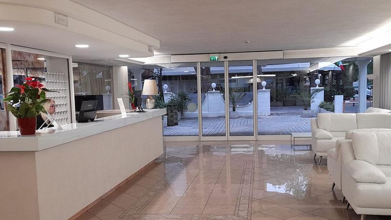 🇮🇹 Beztroskie Dni w Rimini: 7 na Adriatyku