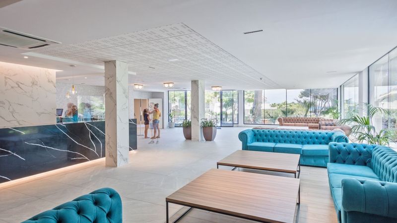 8 Dni w Hiszpanii: Salou z Wyjątkowym Widokiem 🌞🇪🇸