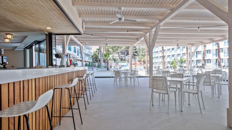 8 Dni w Hiszpanii: Salou z Wyjątkowym Widokiem 🌞🇪🇸