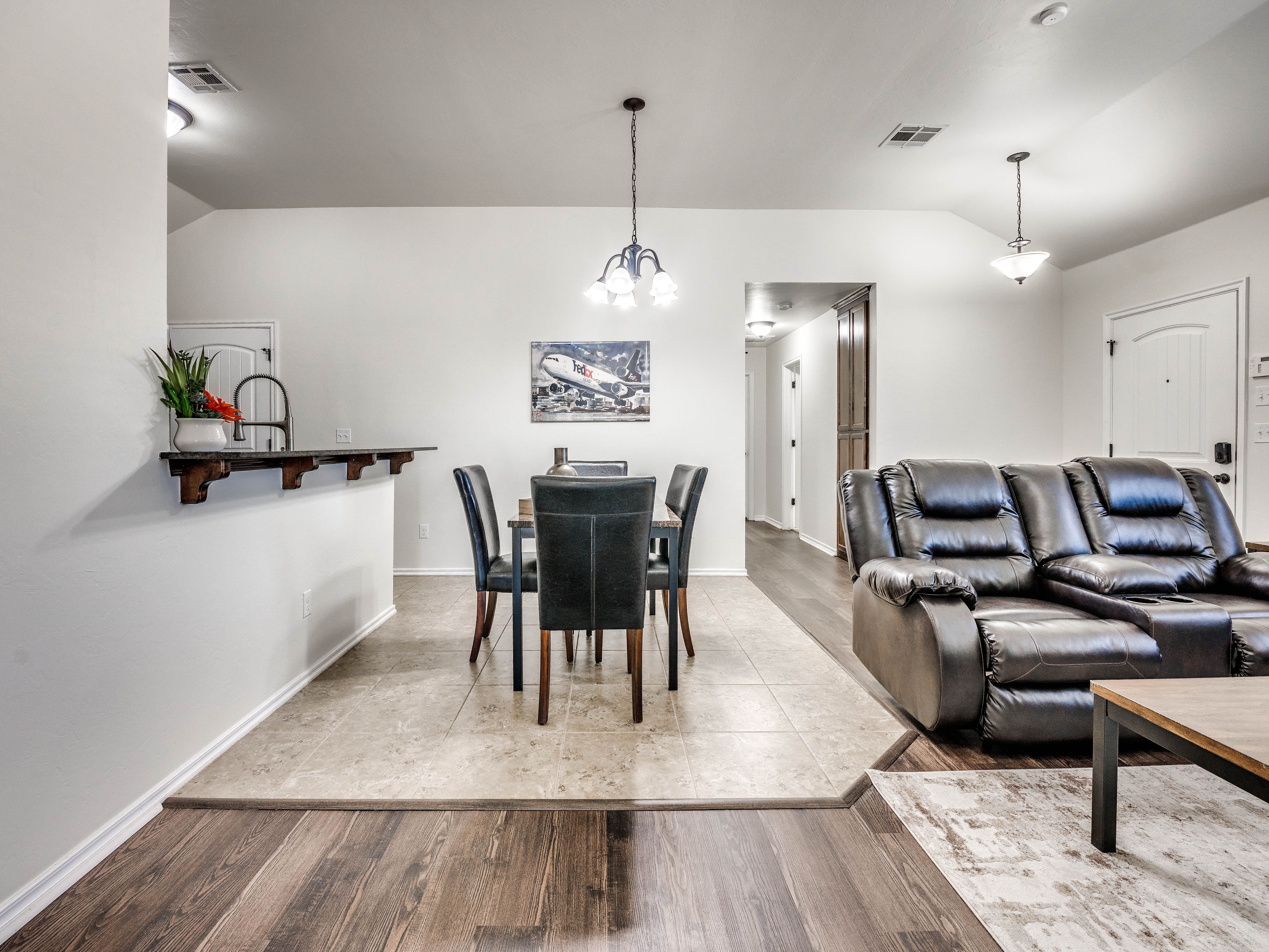 FAA Crashpads furnished room