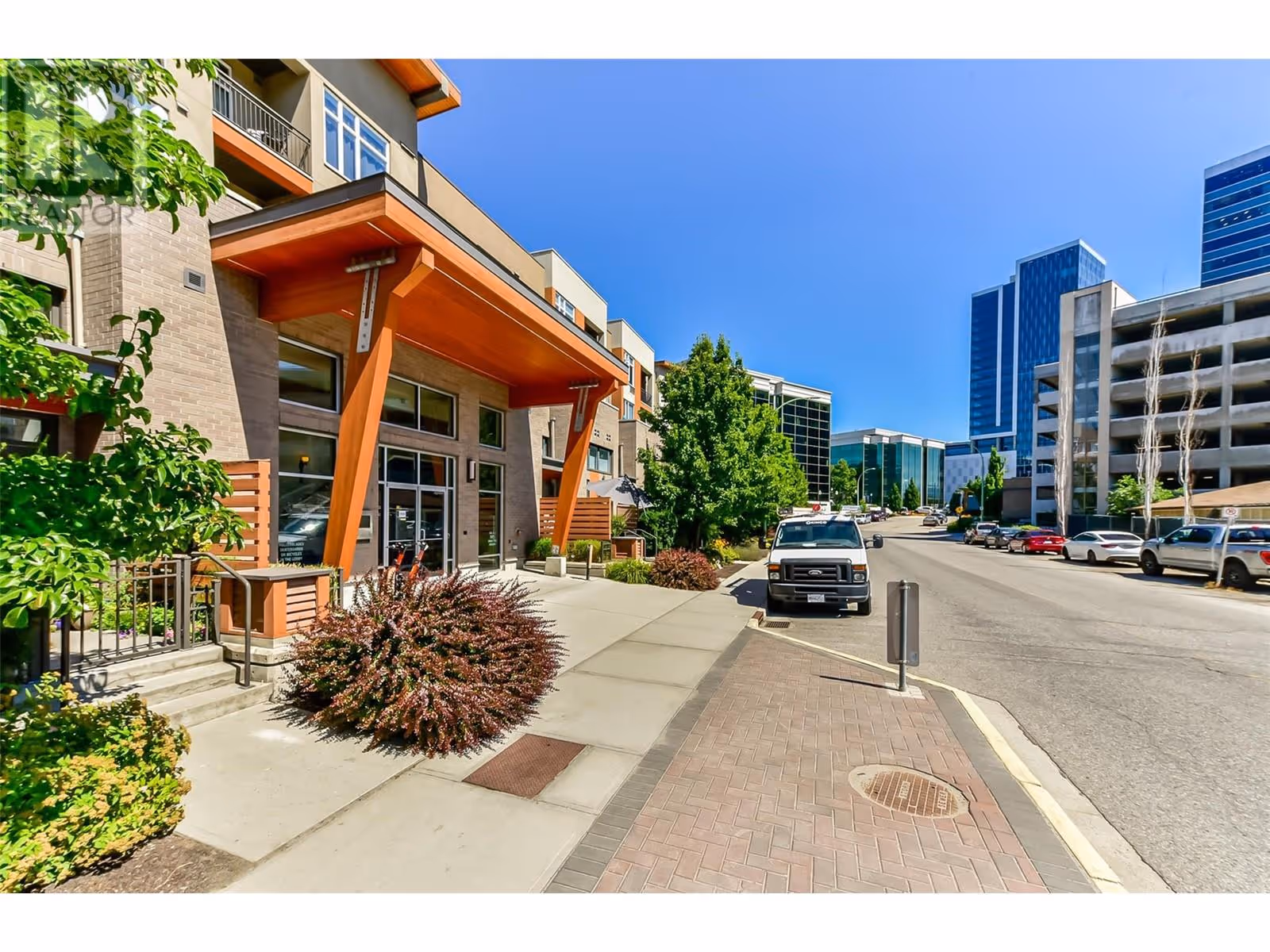 1550 Dickson Avenue Unit# 303