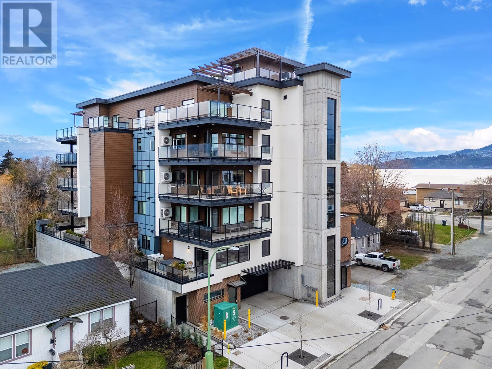 417 Cedar Avenue Unit# 201