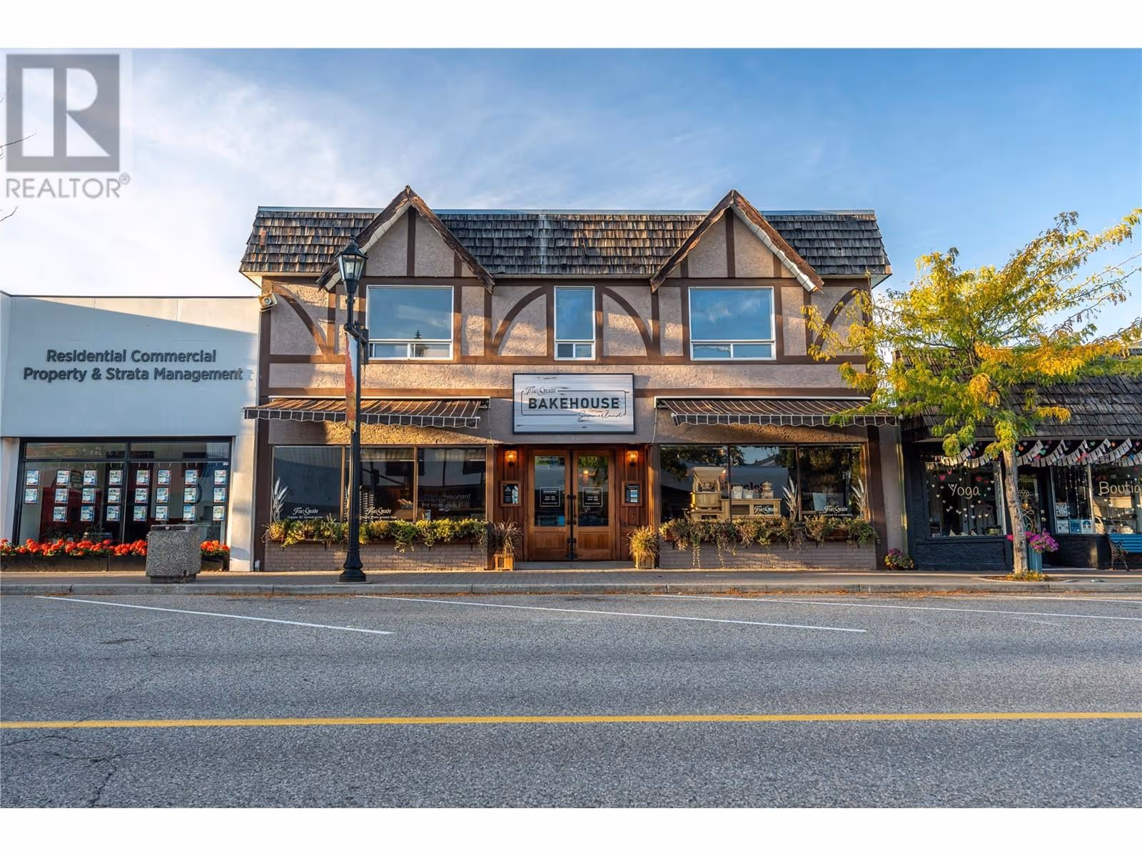 10110 Main Street