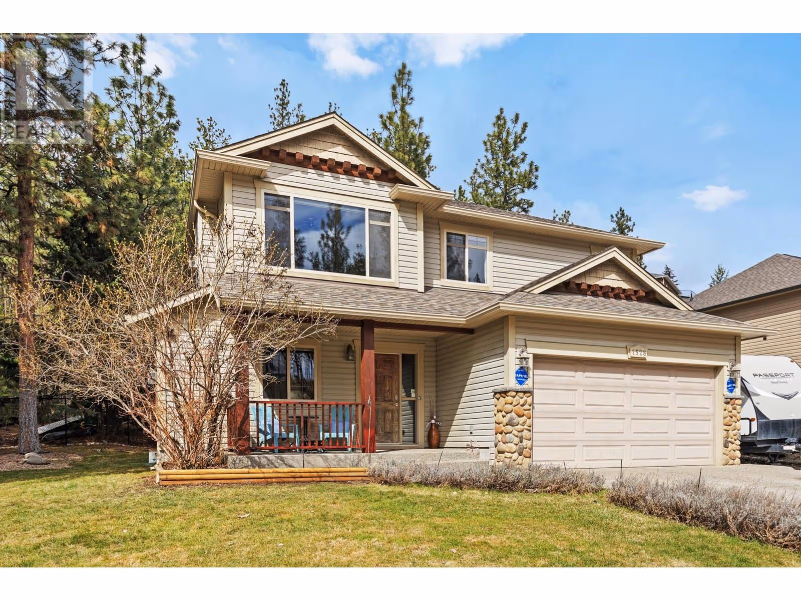 1528 Rosemeadow Drive