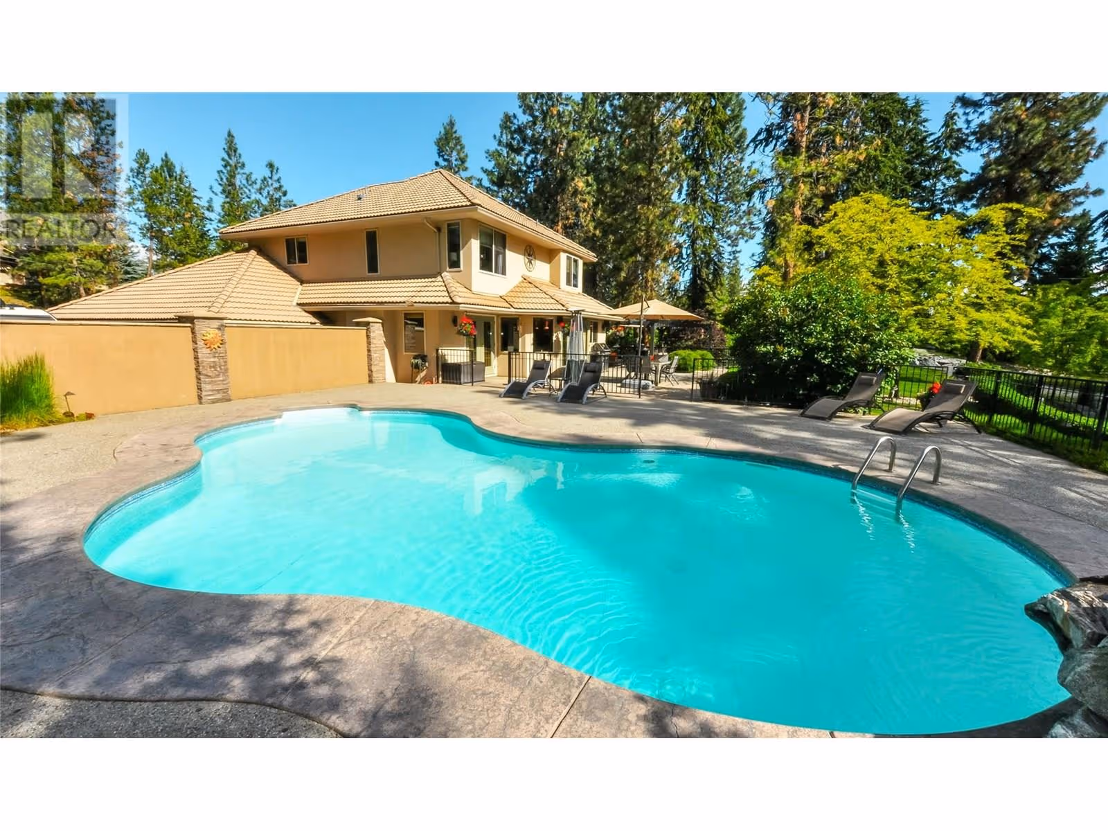4163 Mahonia Drive S