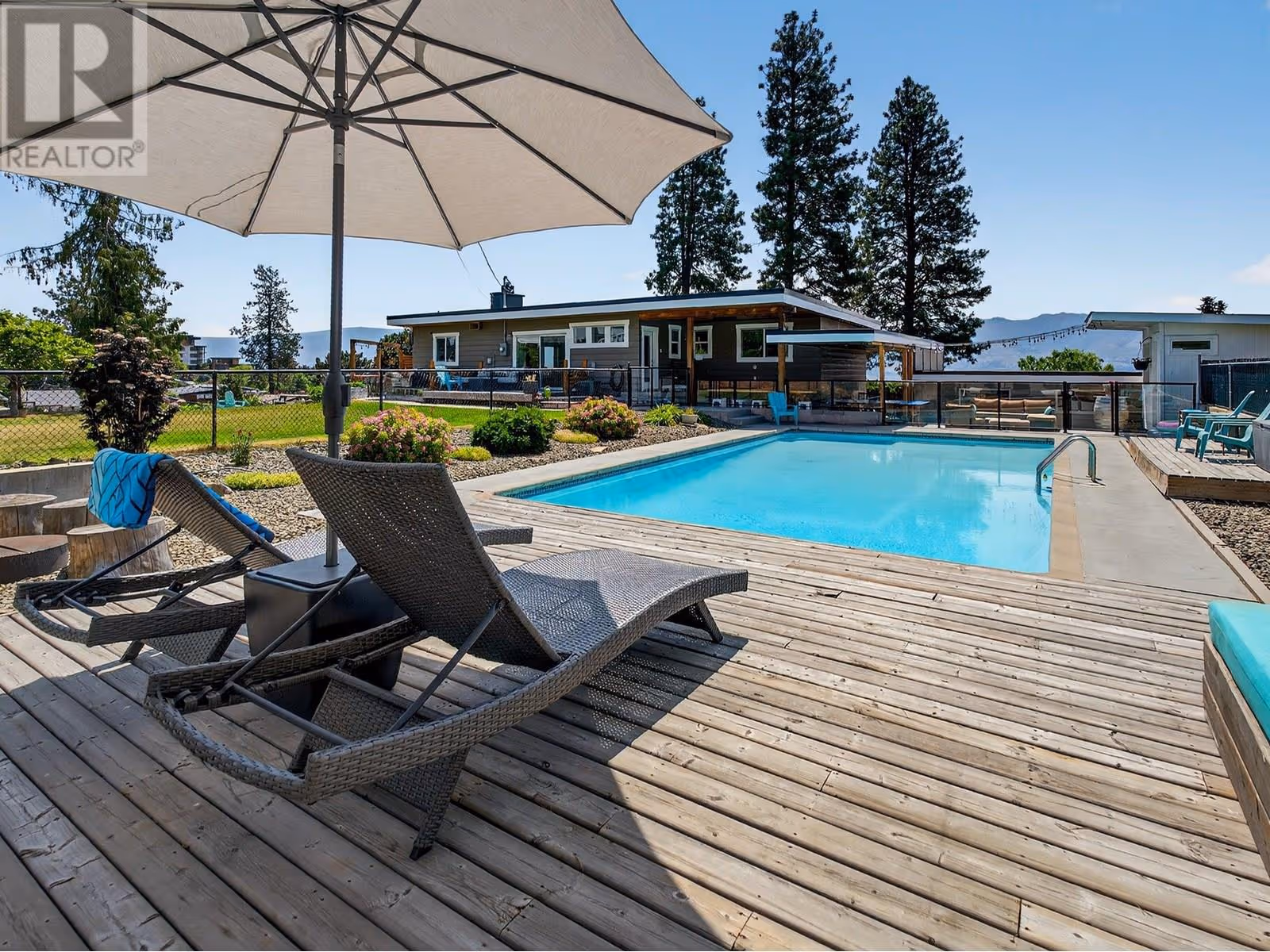2715 Boucherie Road