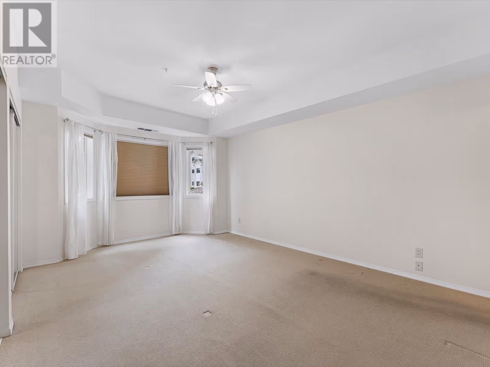 2100 Boucherie Road Unit# 202