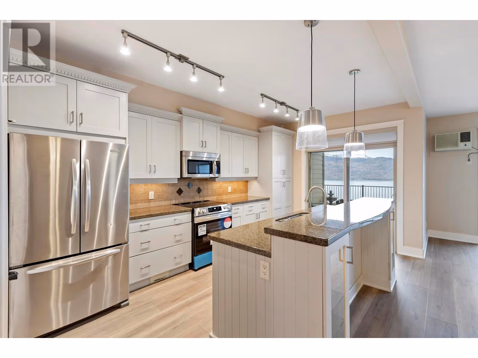 4350 Ponderosa Drive Unit# 114