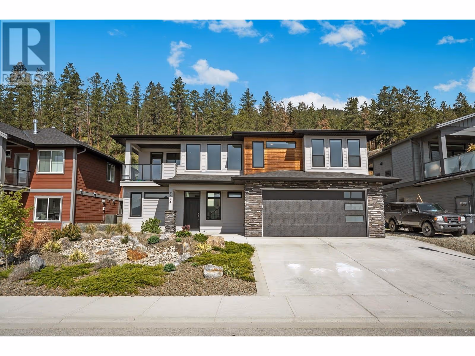 2594 Crown Crest Drive