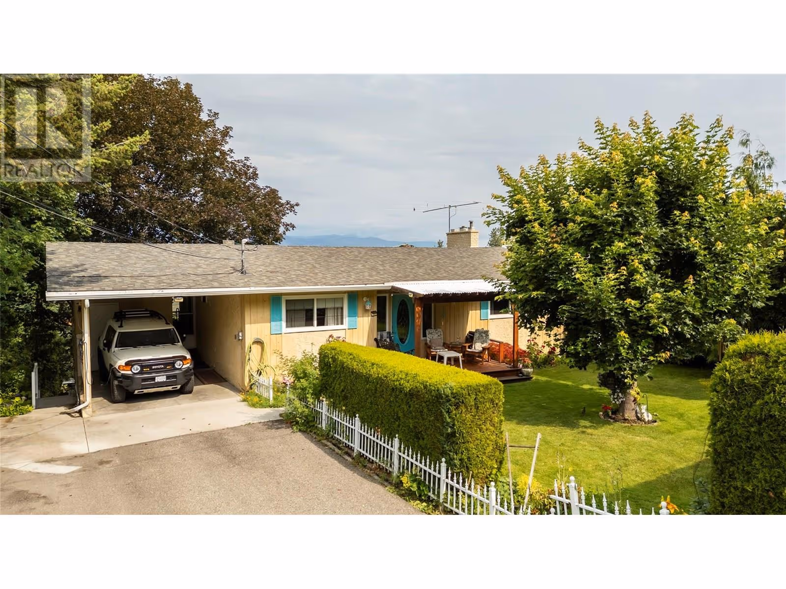 2300 Charleswood Drive