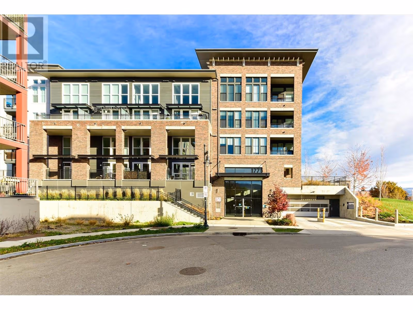 1775 Chapman Place Unit# PH12