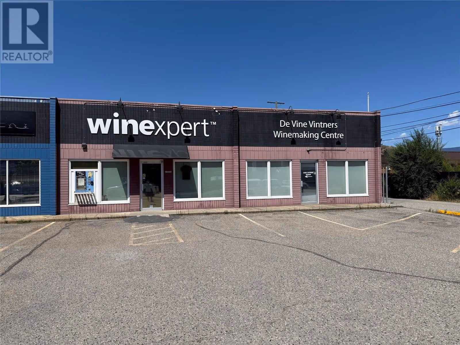 4313 25 Avenue Unit# 2A & 3A