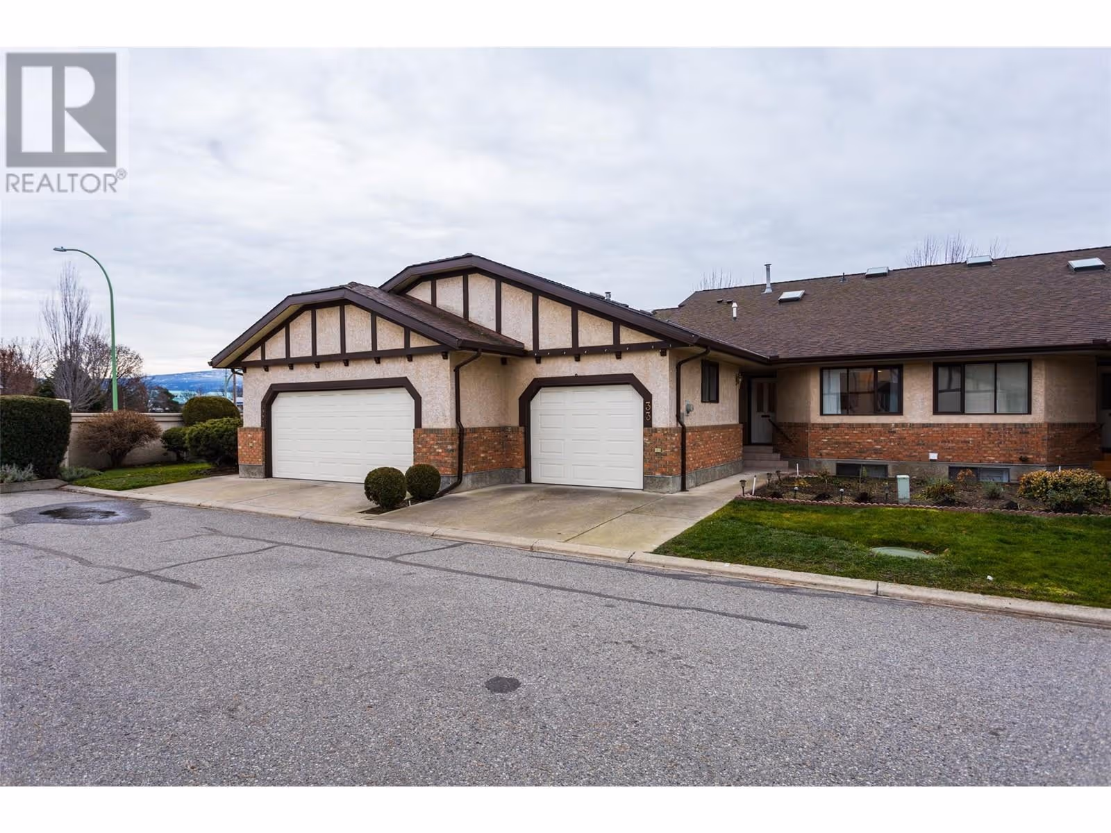 2200 Gordon Drive Unit# 33 Lot# 33