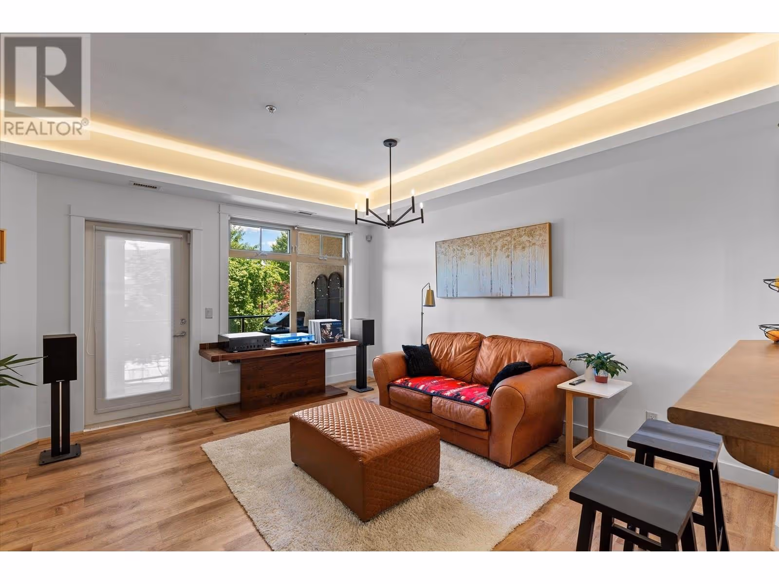 2551 Shoreline Drive Unit# 204