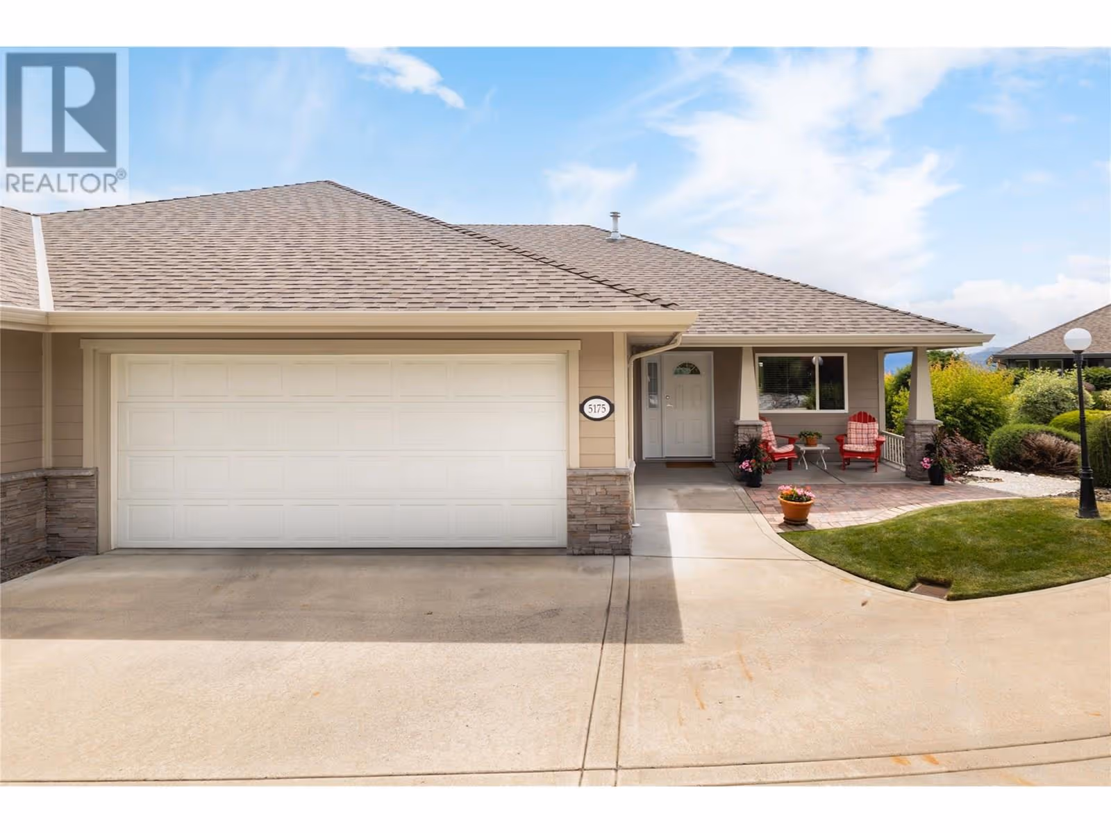 5175 Sandhills Drive