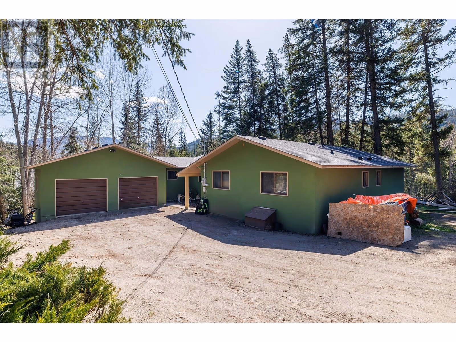 10623 Hwy 33 Highway E