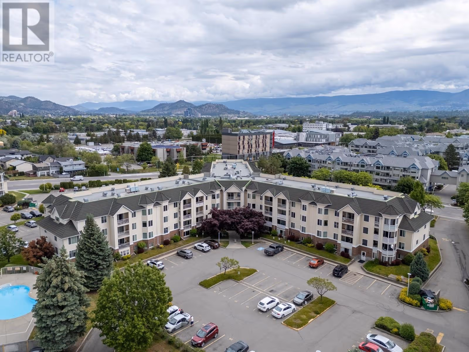 3160 Casorso Road Unit# 313