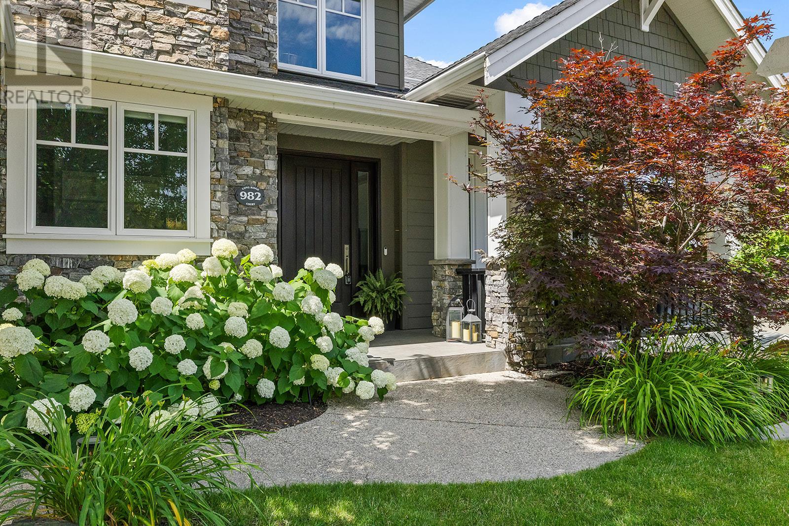 982 Long Ridge Court